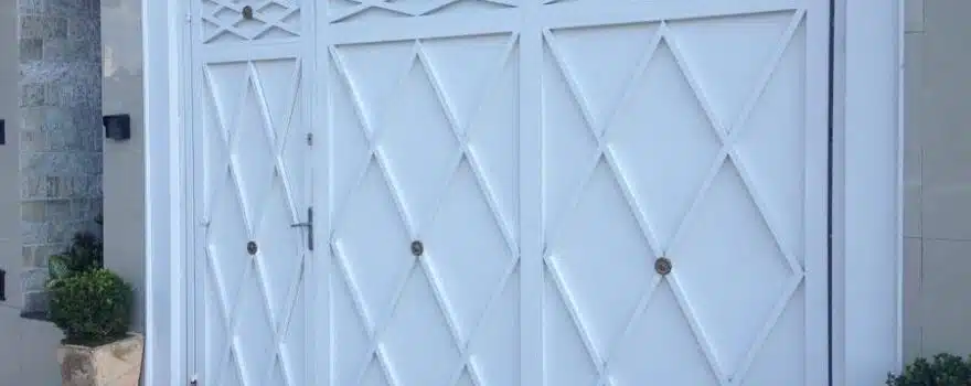 Modelos de Portões de Ferro com Chapa