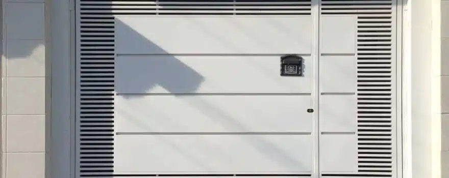 Modelos de Portões de Ferro com Chapa