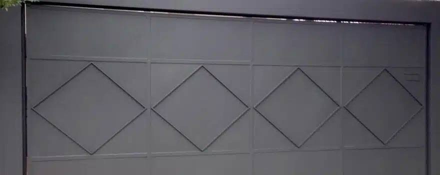 Modelos de Portões de Ferro com Chapa