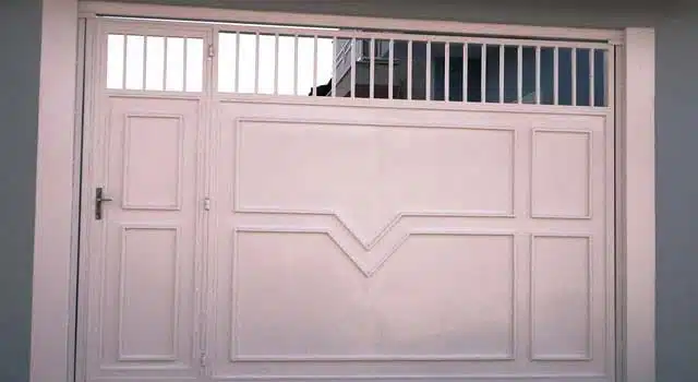 Modelos de Portões de Ferro com Chapa