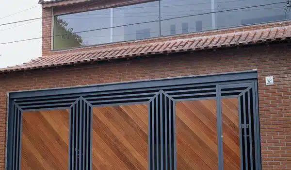 Modelos de Portões de Ferro com Madeira