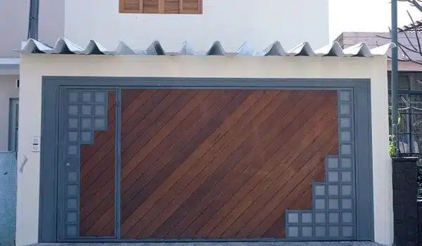 Modelos de Portões de Ferro com Madeira