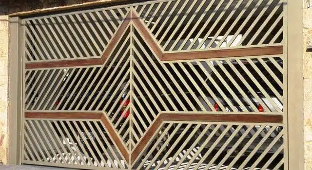 Modelos de Portões de Ferro com Madeira