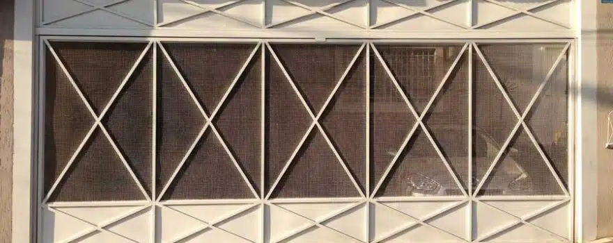 Modelos de Portões de Ferro com Tela