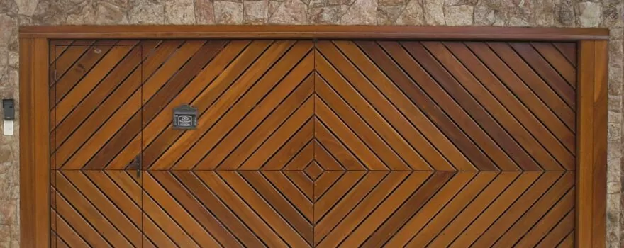 Modelos de Portões de Madeira
