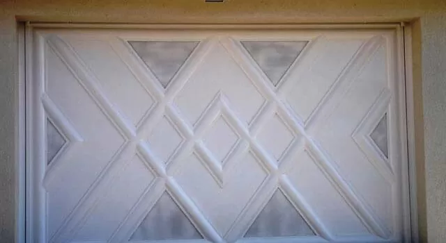 Modelos de Portões de Ferro com Chapa