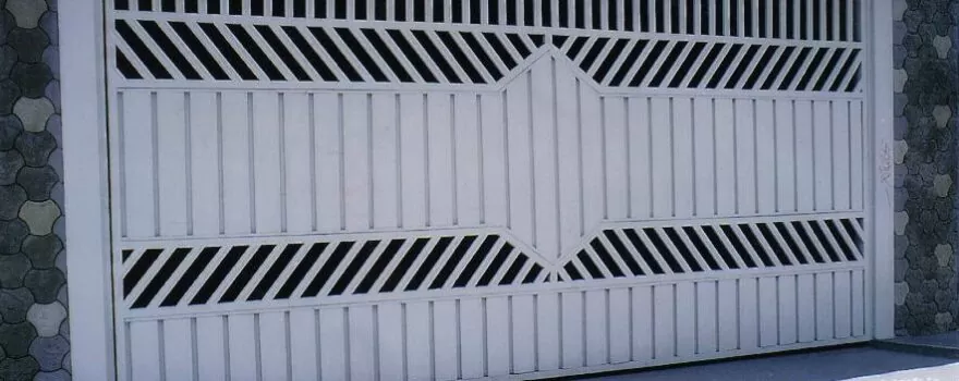 Modelos de Portões de Ferro com Chapa